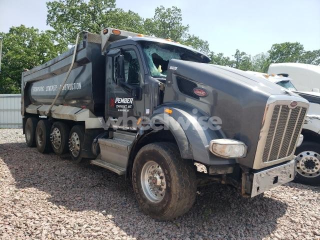 2016 PETERBILT 567 DUMP TRUCK N/A (VIN 1NPCLP0X4GD317821) main photo