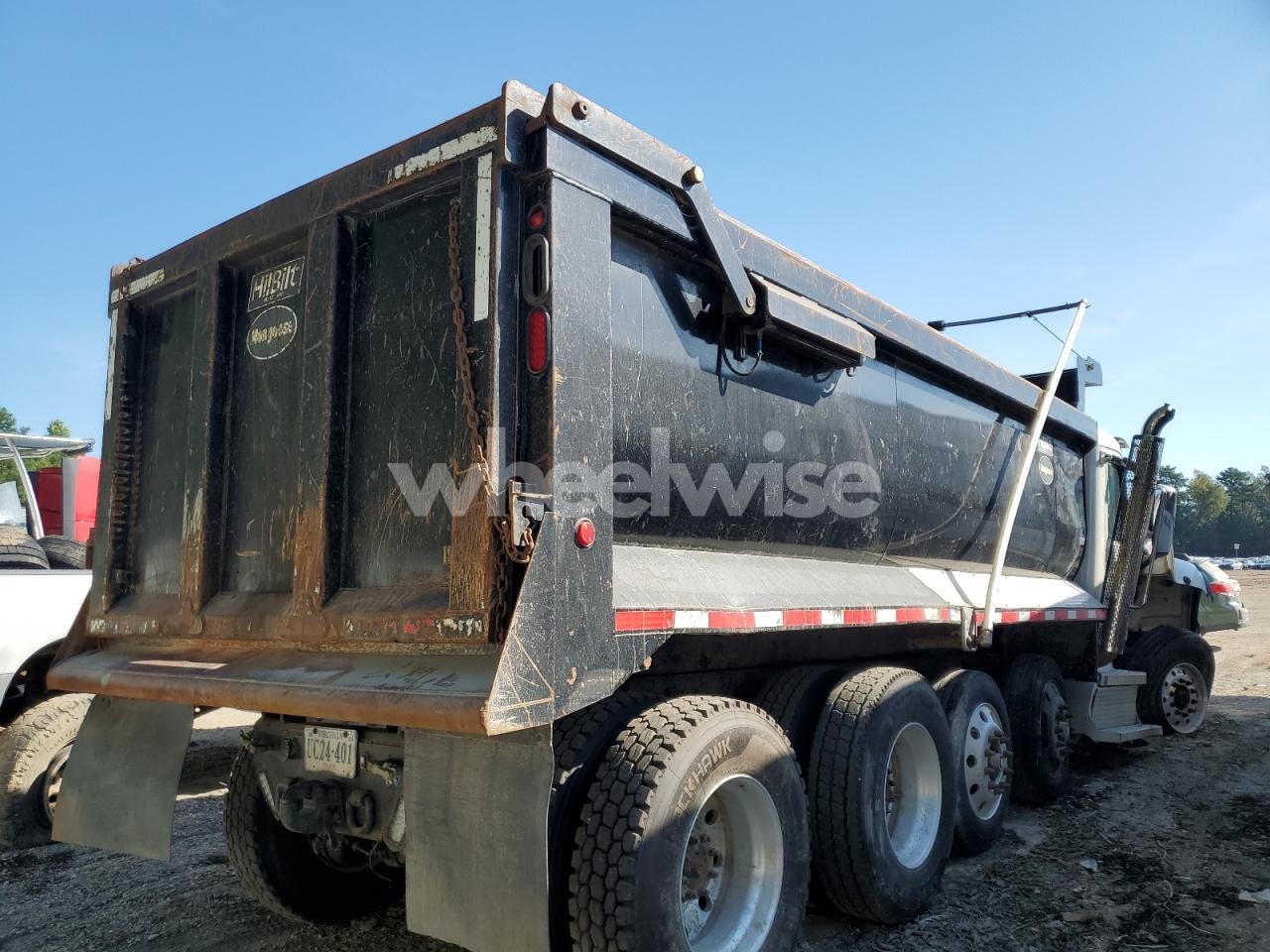 Photo 4 of 2020 PETERBILT 567 SEMI TRUCK N/A (VIN 1NPCLPEX3LD272678)