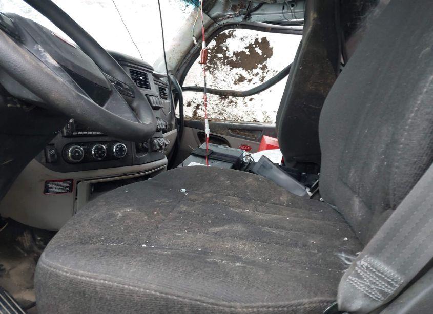 Photo 7 of 2025 Peterbilt 567 N/A (VIN 1NPCX4TX1SD689348)