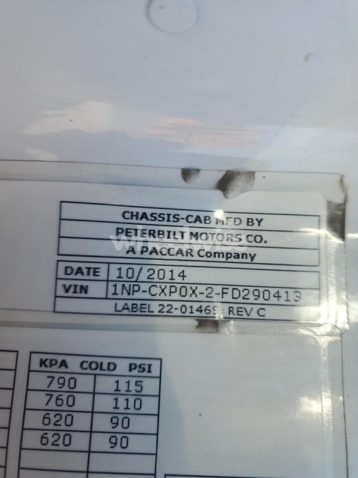 Photo 10 of 2015 PETERBILT 567 DUMP TRUCK N/A (VIN 1NPCXP0X2FD290413)