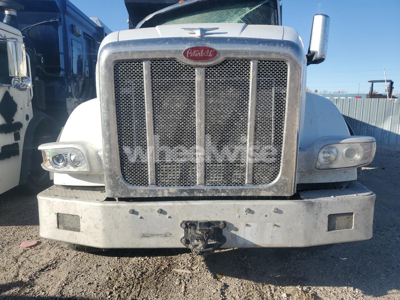 Photo 7 of 2015 PETERBILT 567 DUMP TRUCK N/A (VIN 1NPCXP0X2FD290413)