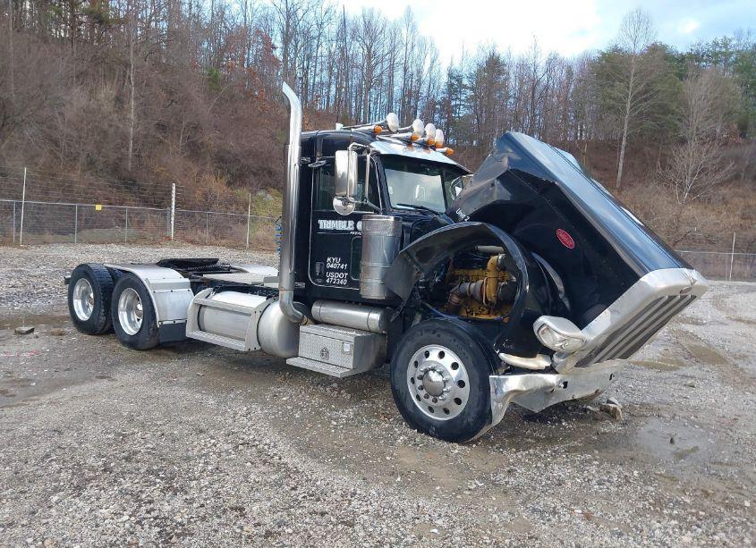 2016 Peterbilt Other N/A (VIN 1NPXGGGG40D341313) main photo