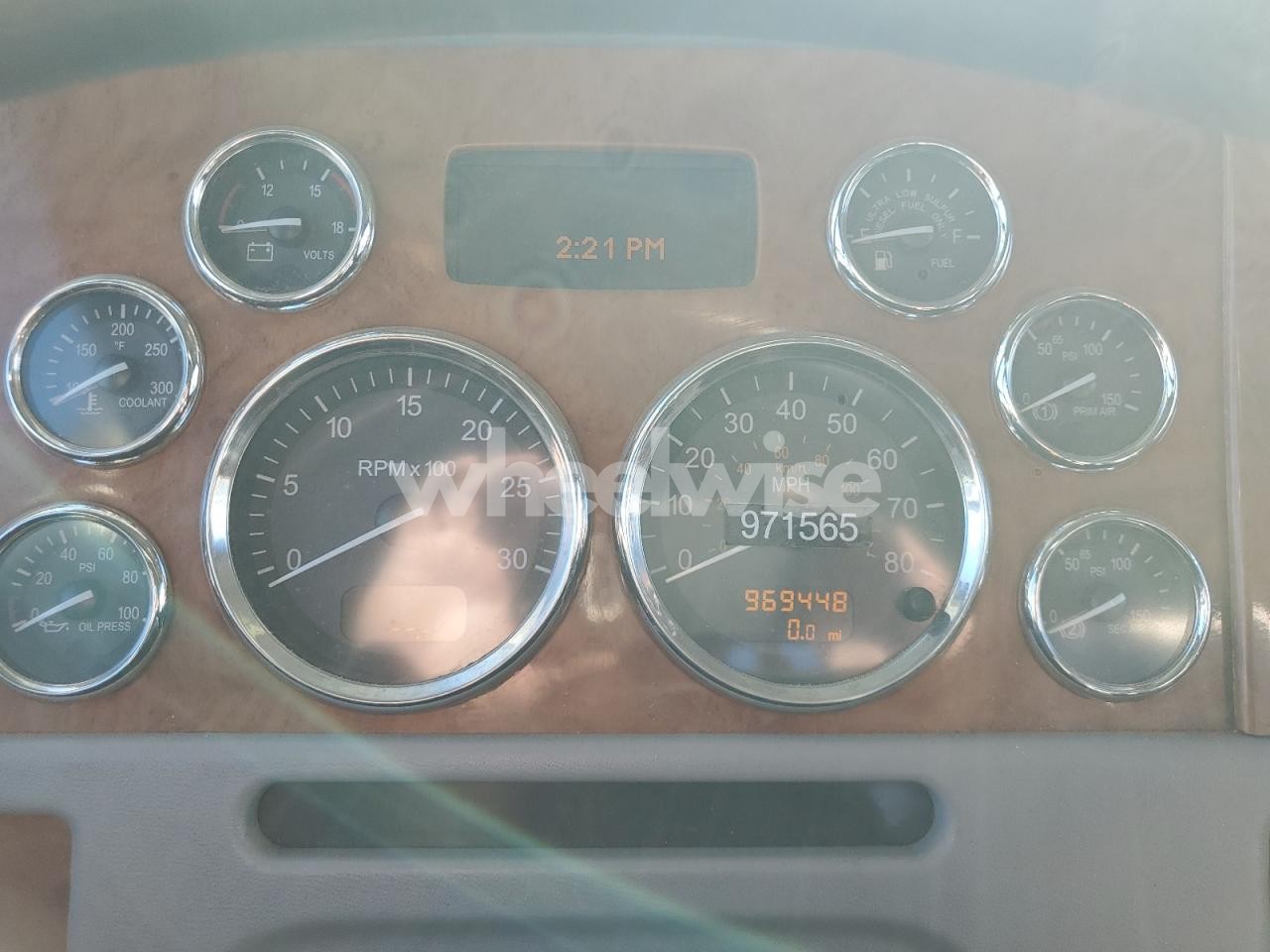 Photo 8 of 2008 PETERBILT 389 SEMI TRUCK (VIN 1NPXGGGG50D766927)