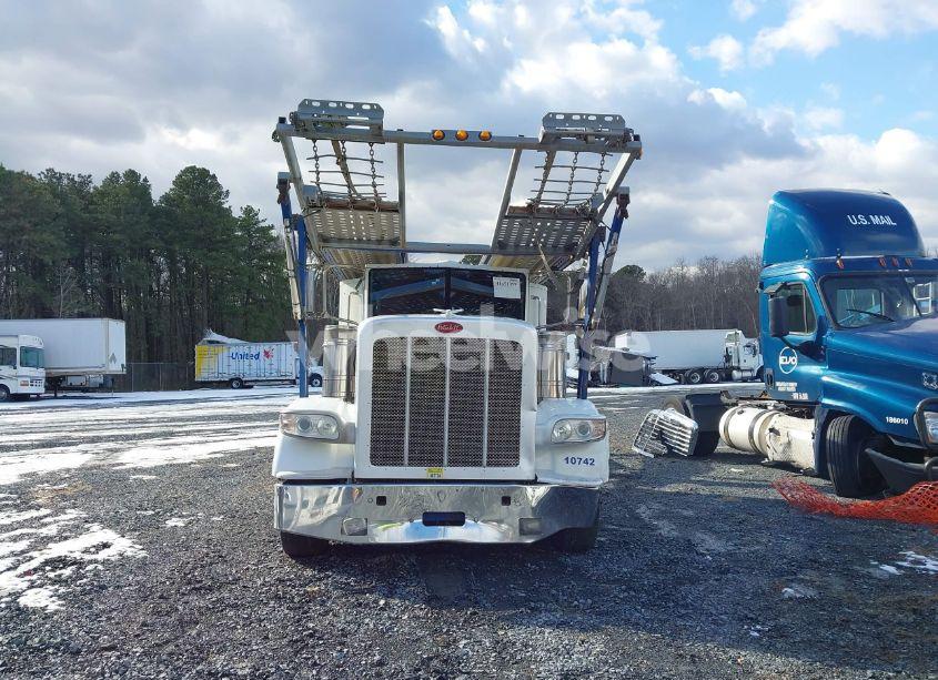 Photo 13 of 2016 Peterbilt 389 N/A (VIN 1NPXLP9XXGD323255)