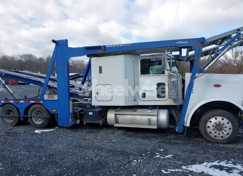 Photo 14 of 2016 Peterbilt 389 N/A (VIN 1NPXLP9XXGD323255)