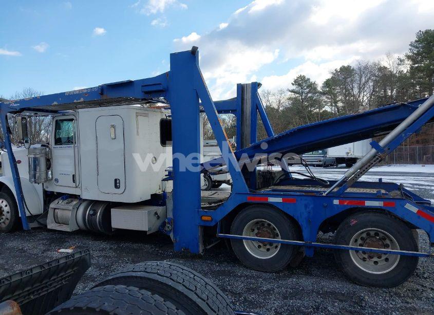 Photo 15 of 2016 Peterbilt 389 N/A (VIN 1NPXLP9XXGD323255)