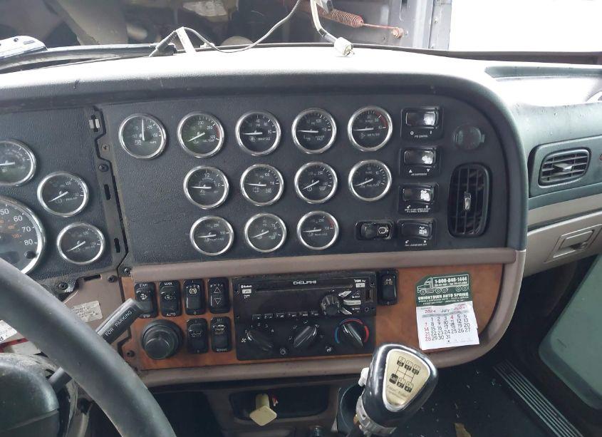 Photo 13 of 2012 Peterbilt 389 N/A (VIN 1NPXX4EX4CD133907)