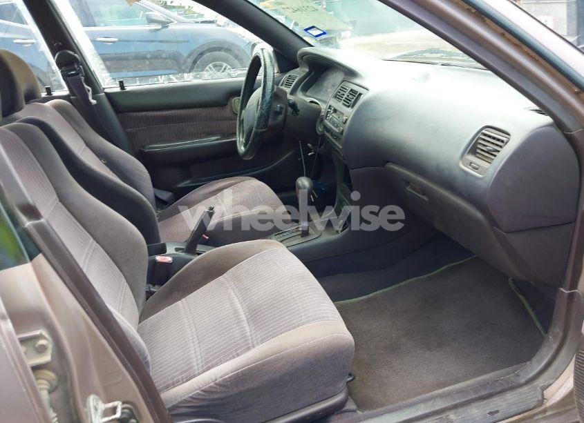 Photo 5 of 1993 Toyota Corolla LE (VIN 1NXAE00E9PZ098168)