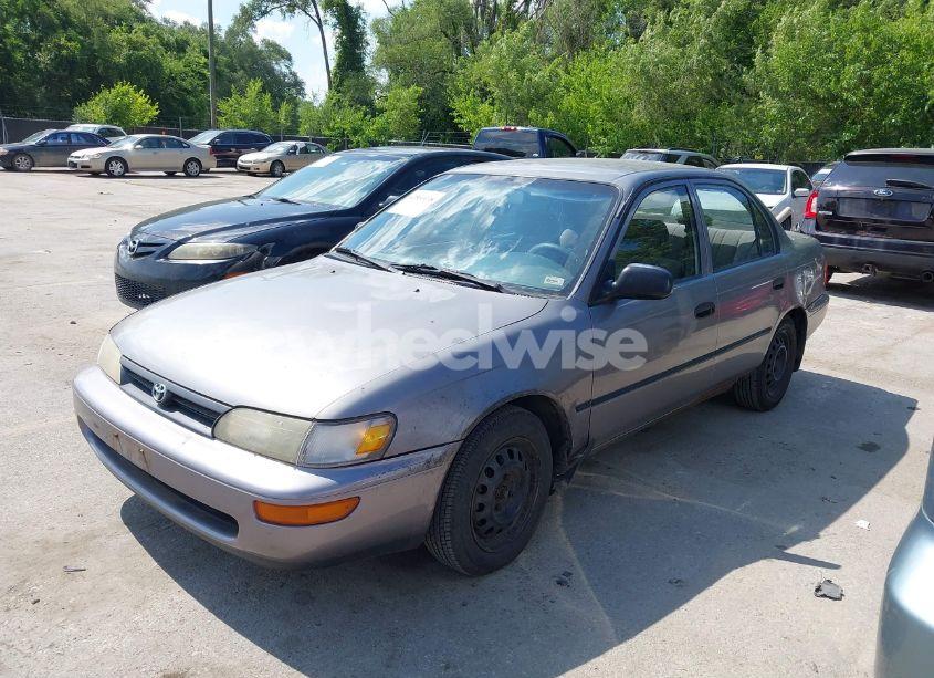Photo 2 of 1995 Toyota Corolla (VIN 1NXAE04B8SZ261952)
