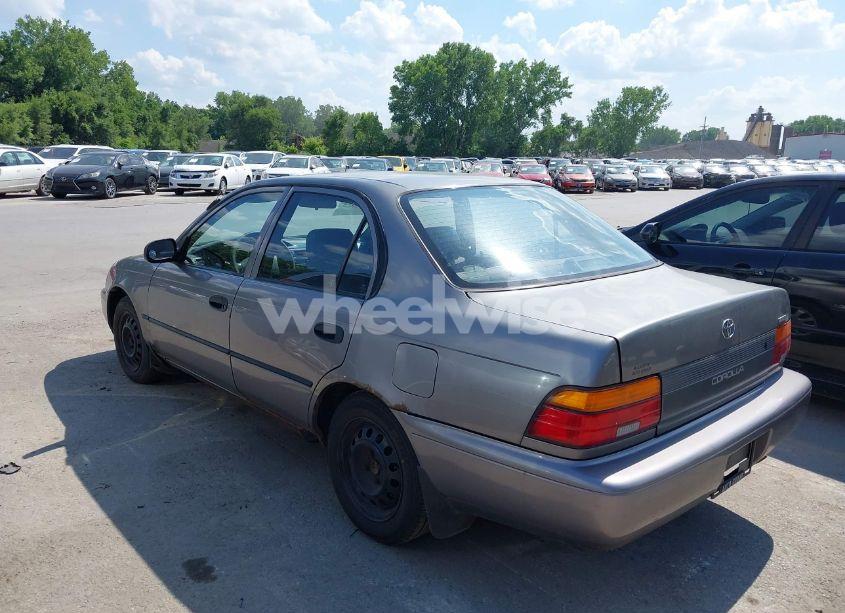 Photo 3 of 1995 Toyota Corolla (VIN 1NXAE04B8SZ261952)