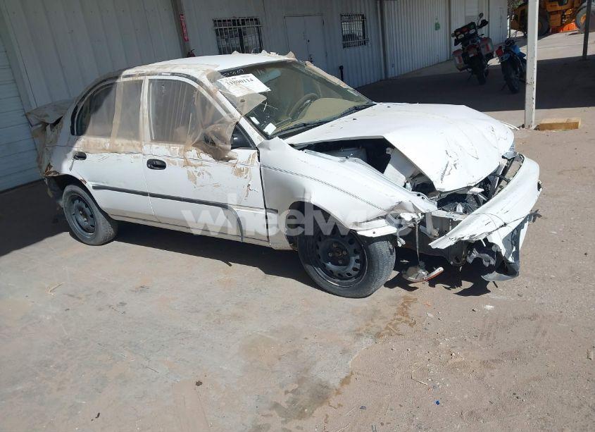 1995 Toyota Corolla (VIN 1NXAE04B9SZ336898) main photo