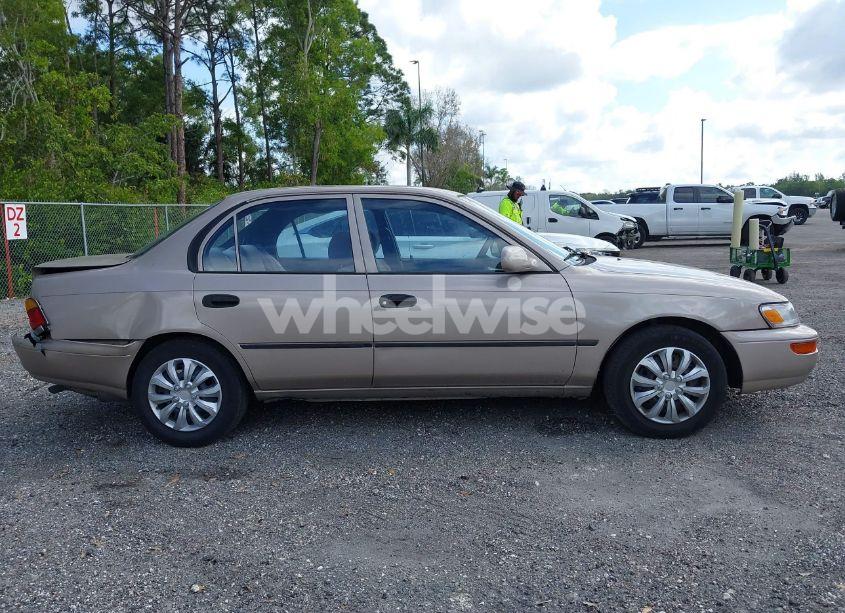 Photo 14 of 1995 Toyota Corolla LE/DX (VIN 1NXAE09B3SZ307048)