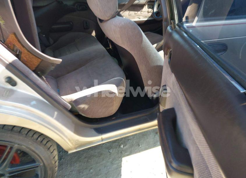 Photo 8 of 1995 Toyota Corolla LE/DX (VIN 1NXAE09B7SZ298502)