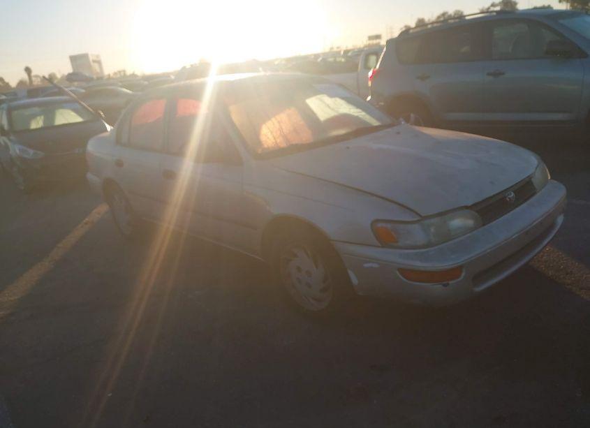 1995 Toyota Corolla LE/DX (VIN 1NXAE09B9SZ283208) main photo