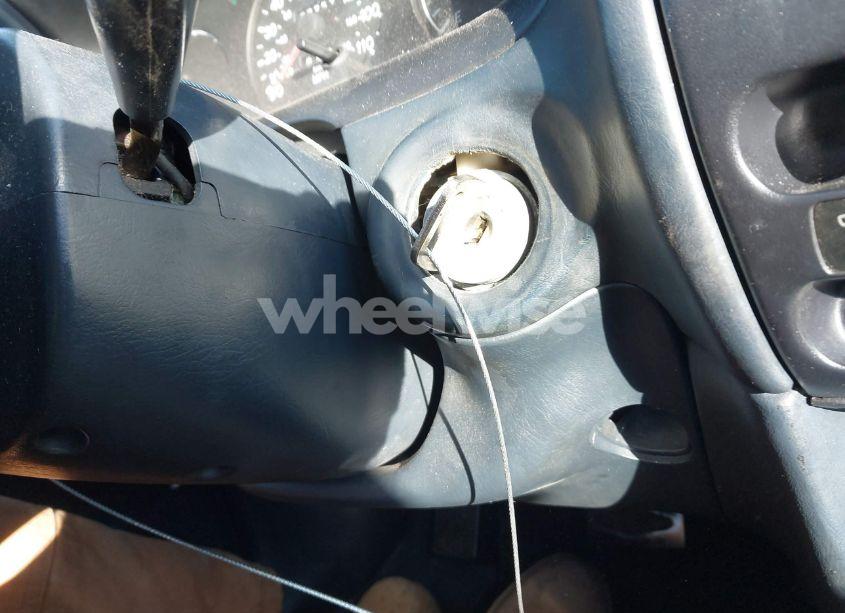 Photo 11 of 1997 Toyota Corolla DX (VIN 1NXBB02E0VZ508637)