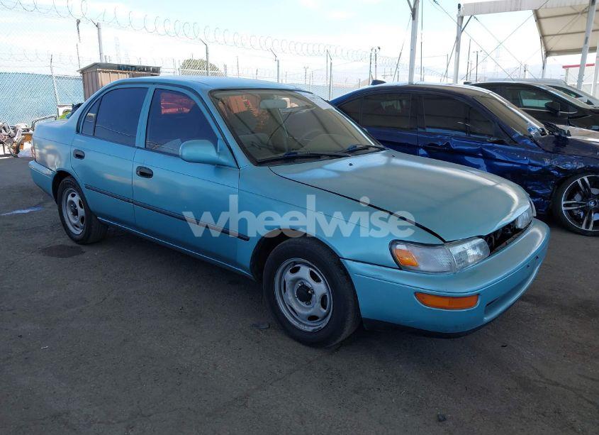 1996 Toyota Corolla DX (VIN 1NXBB02E1TZ450745) main photo