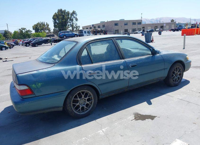 Photo 4 of 1996 Toyota Corolla DX (VIN 1NXBB02E5TZ400012)