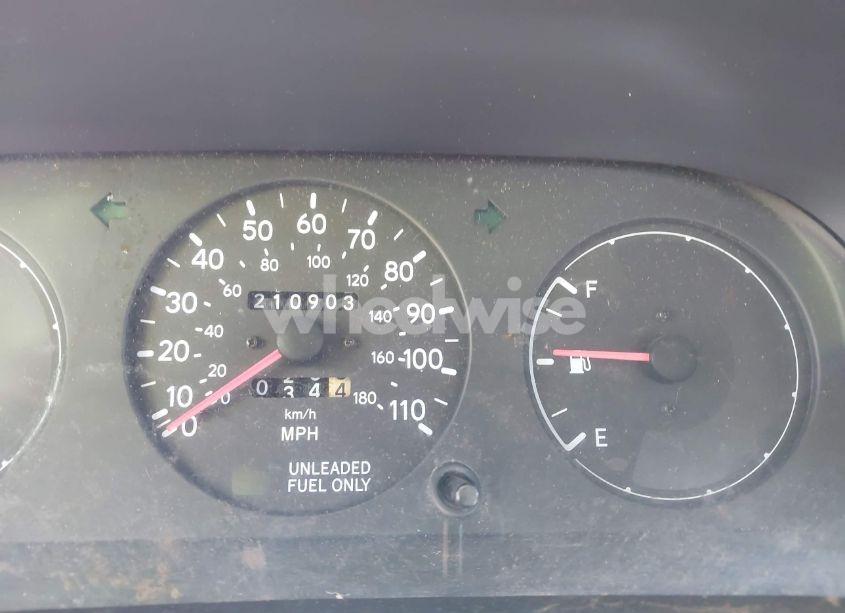 Photo 7 of 1996 Toyota Corolla DX (VIN 1NXBB02E5TZ400012)