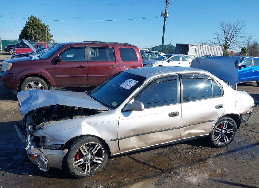Photo 15 of 1997 Toyota Corolla DX (VIN 1NXBB02E5VZ658422)