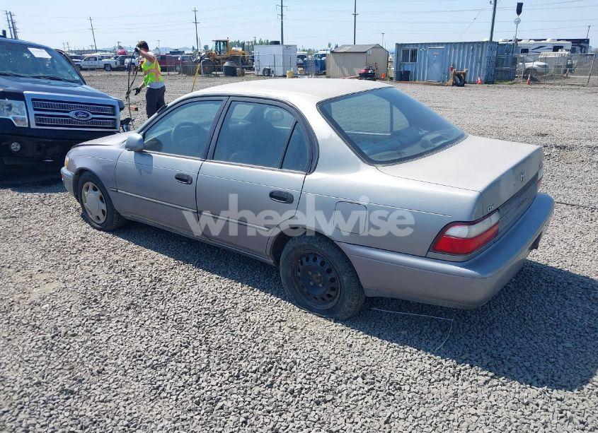 Photo 3 of 1997 Toyota Corolla DX (VIN 1NXBB02E7VZ658342)