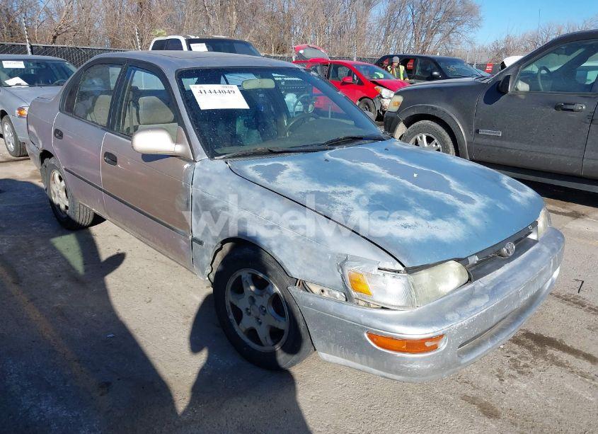 1996 Toyota Corolla DX (VIN 1NXBB02E8TZ382928) main photo