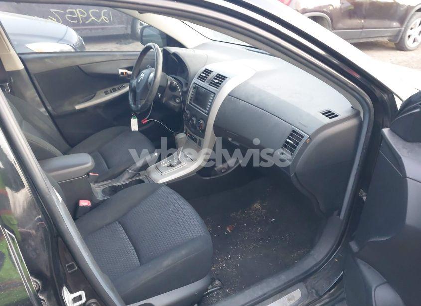 Photo 5 of 2009 Toyota Corolla XRS (VIN 1NXBE40E09Z018304)