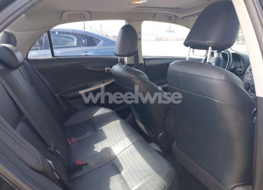 Photo 8 of 2009 Toyota Corolla XRS (VIN 1NXBE40EX9Z100623)