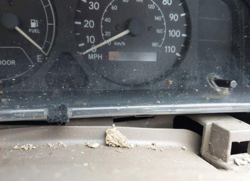 Photo 15 of 1998 Toyota Corolla VE (VIN 1NXBR12E0WZ103994)