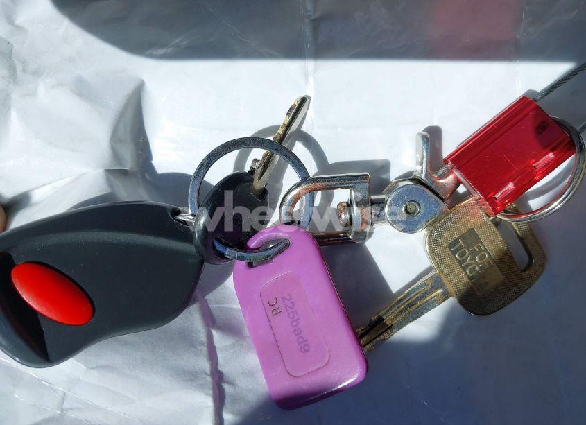 Photo 11 of 2000 Toyota Corolla VE (VIN 1NXBR12E0YZ335854)