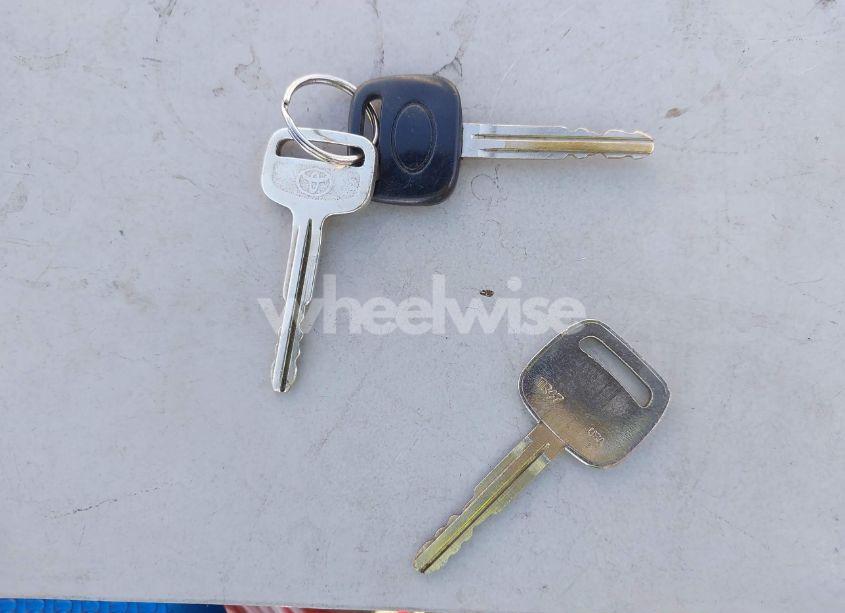 Photo 11 of 2000 Toyota Corolla LE (VIN 1NXBR12E0YZ361516)