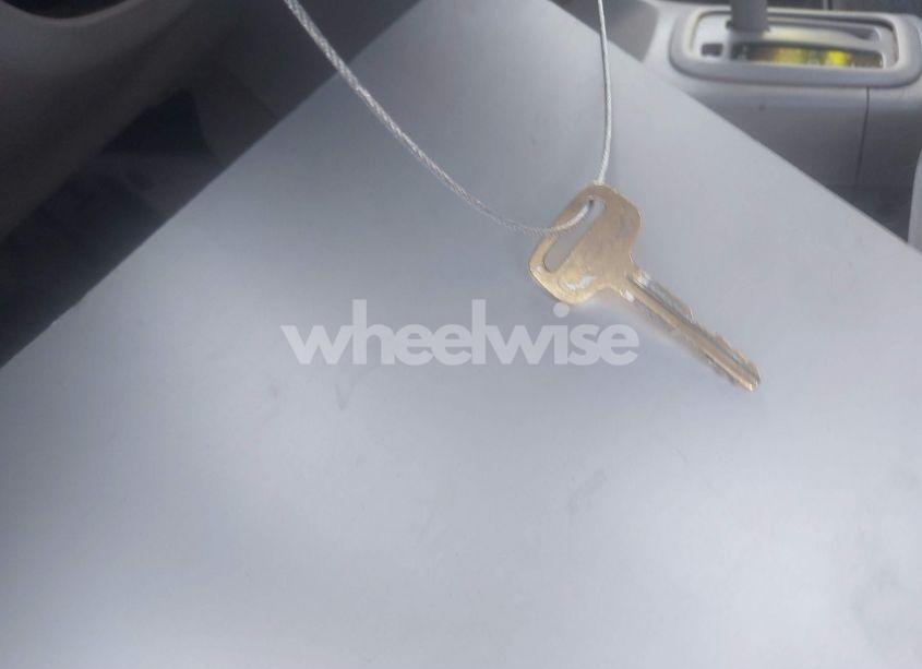 Photo 11 of 2001 Toyota Corolla LE (VIN 1NXBR12E11Z553808)