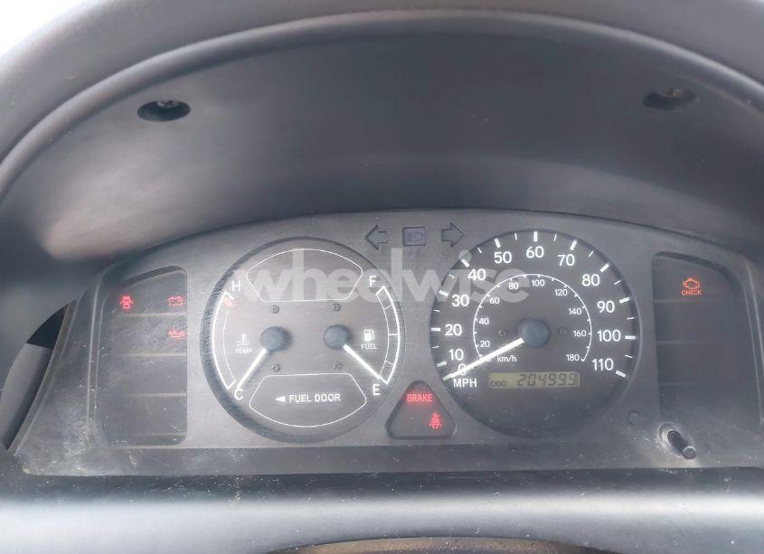 Photo 7 of 2002 Toyota Corolla CE (VIN 1NXBR12E12Z639542)