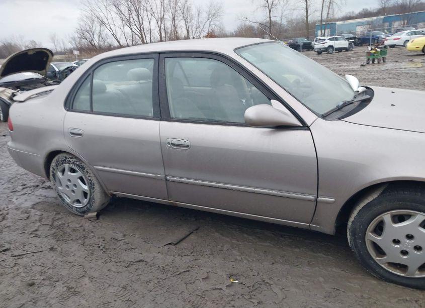 Photo 13 of 1999 Toyota Corolla LE (VIN 1NXBR12E1XZ152137)