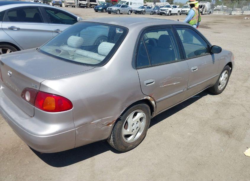 Photo 6 of 2002 Toyota Corolla LE (VIN 1NXBR12E22Z637069)