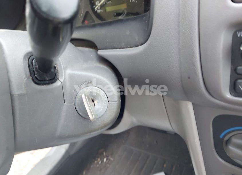 Photo 11 of 2002 Toyota Corolla CE (VIN 1NXBR12E22Z653482)