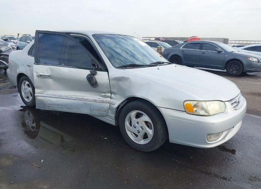 2002 Toyota Corolla S (VIN 1NXBR12E22Z655619) main photo