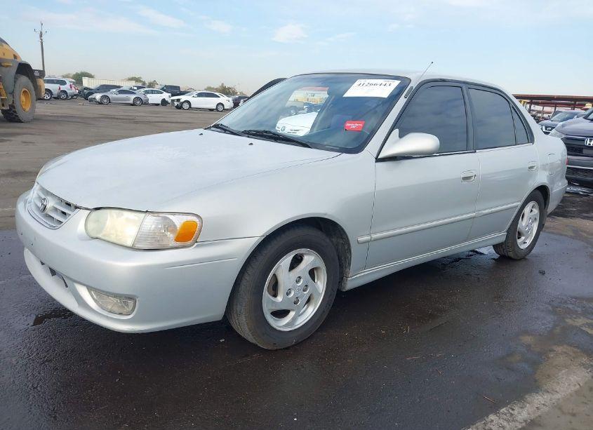 Photo 2 of 2002 Toyota Corolla S (VIN 1NXBR12E22Z655619)