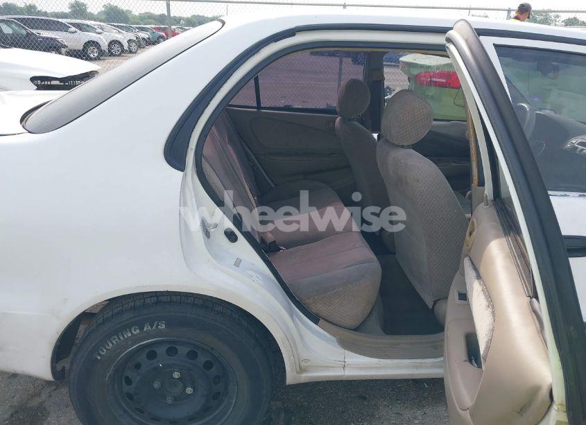 Photo 8 of 2000 Toyota Corolla CE (VIN 1NXBR12E2YZ408190)