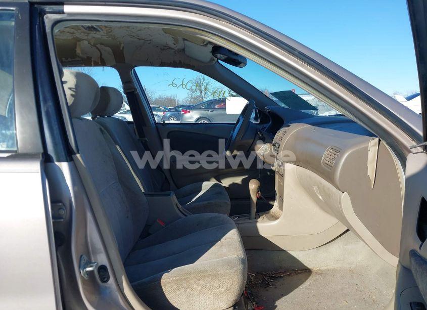 Photo 5 of 2001 Toyota Corolla LE (VIN 1NXBR12E31Z484040)