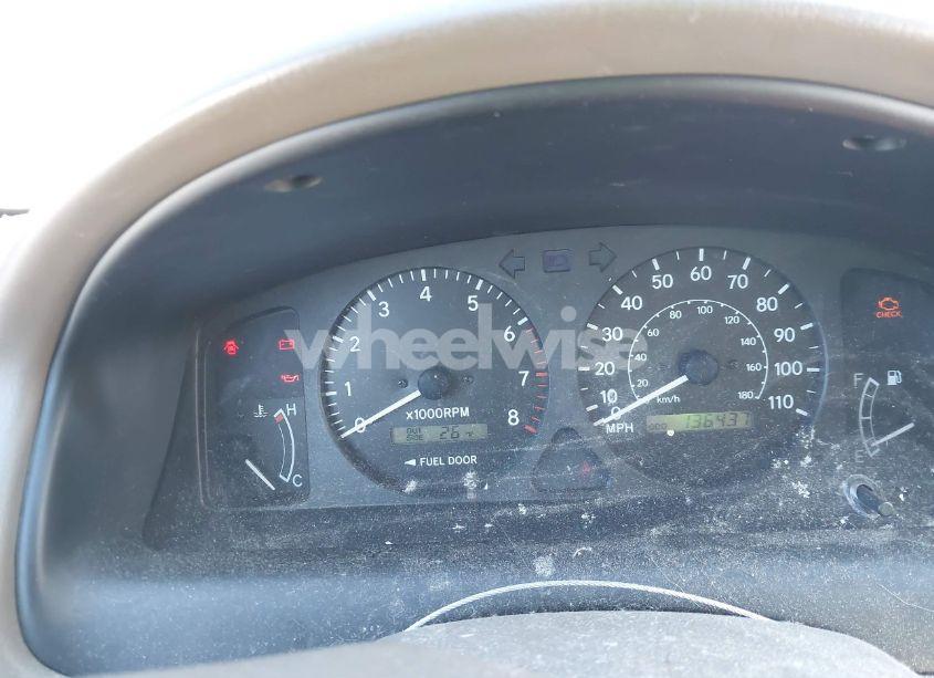 Photo 7 of 2001 Toyota Corolla LE (VIN 1NXBR12E31Z484040)