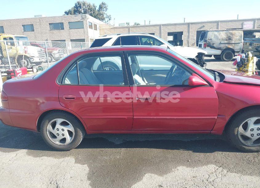 Photo 13 of 2001 Toyota Corolla LE (VIN 1NXBR12E31Z548660)