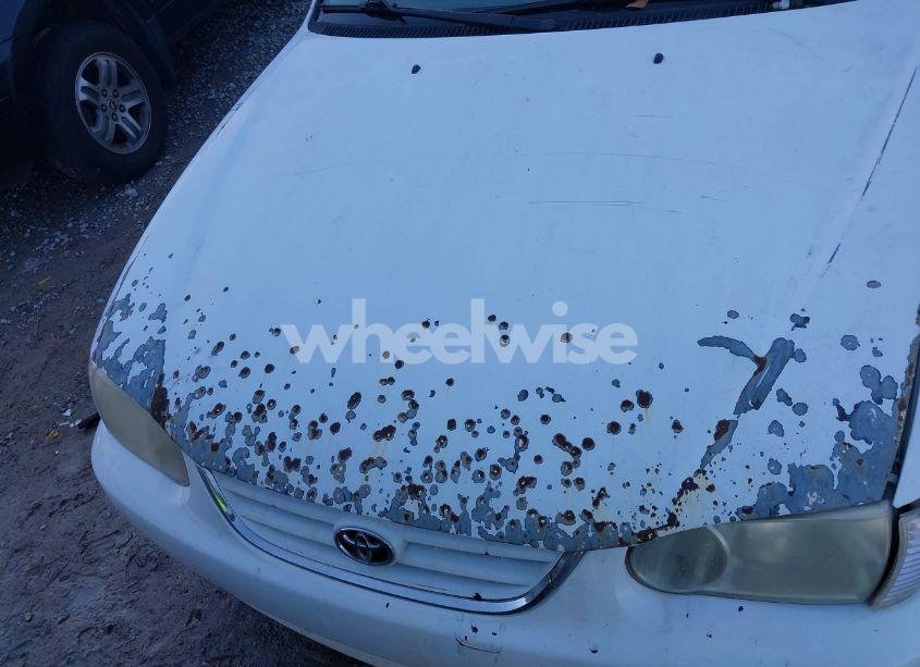 Photo 10 of 2002 Toyota Corolla CE (VIN 1NXBR12E32Z579540)