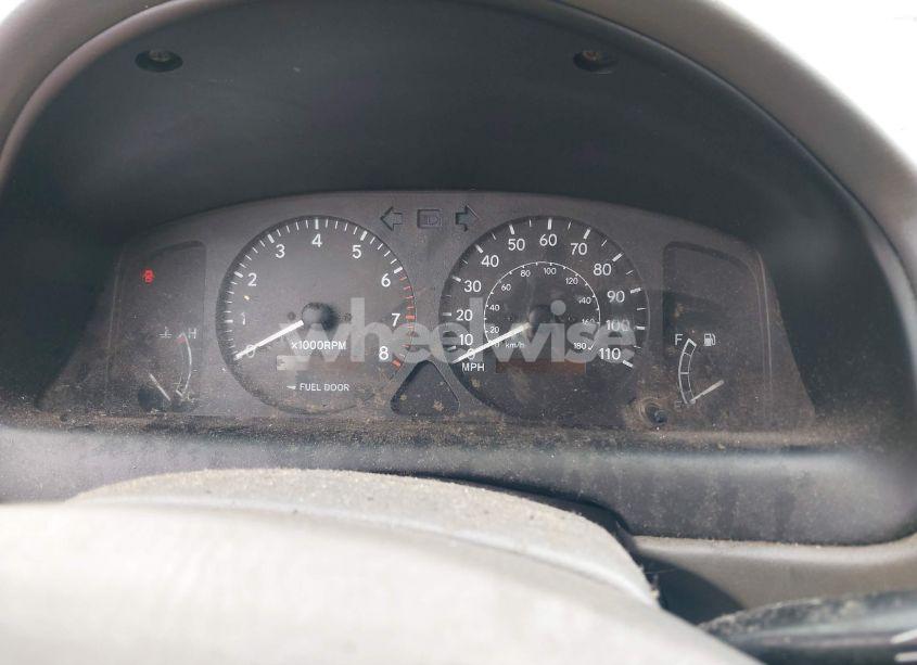 Photo 7 of 2002 Toyota Corolla LE (VIN 1NXBR12E32Z598685)