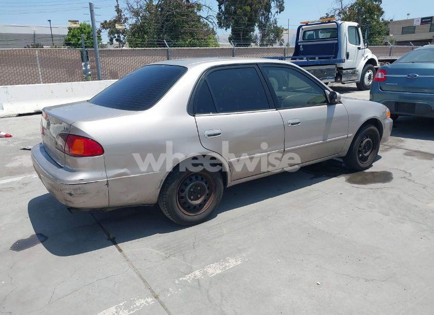 Photo 4 of 2002 Toyota Corolla LE (VIN 1NXBR12E32Z649957)