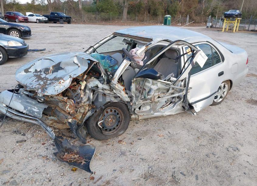 Photo 2 of 1999 Toyota Corolla CE (VIN 1NXBR12E3XZ161969)