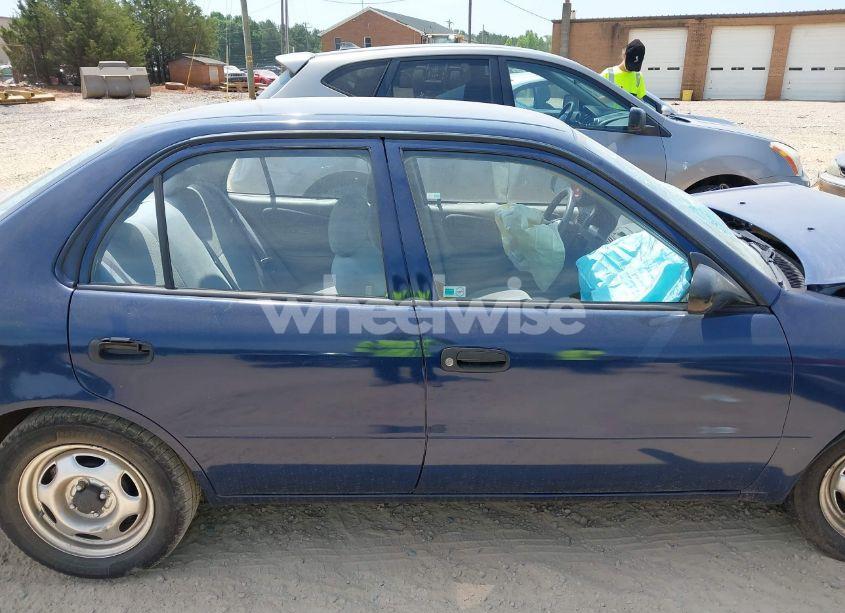 Photo 13 of 2002 Toyota Corolla CE (VIN 1NXBR12E42Z627627)