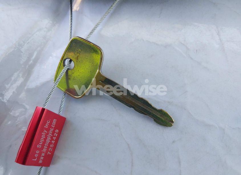 Photo 11 of 2002 Toyota Corolla CE (VIN 1NXBR12E52Z584240)