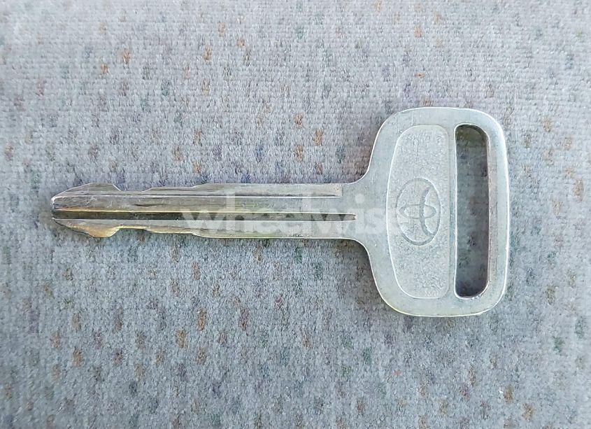 Photo 11 of 2002 Toyota Corolla LE (VIN 1NXBR12E52Z627247)