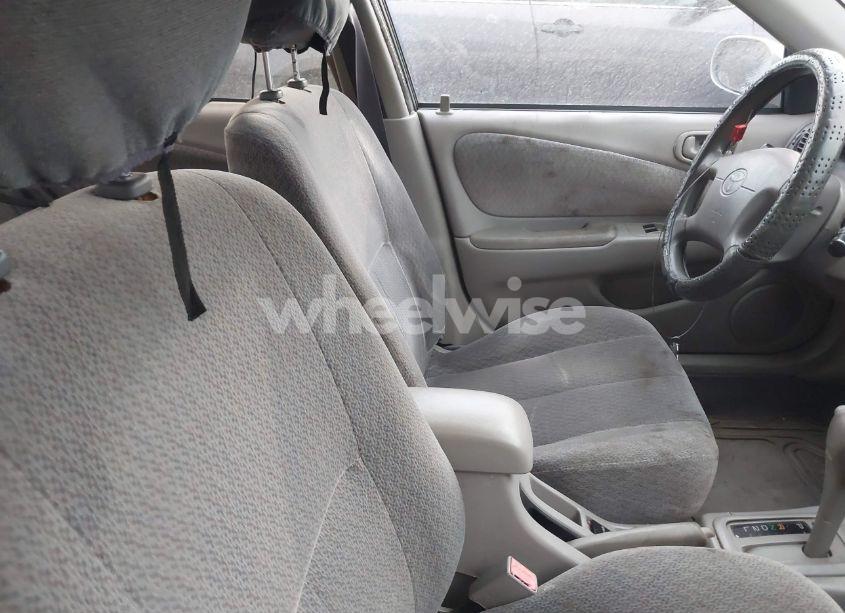 Photo 5 of 2002 Toyota Corolla LE (VIN 1NXBR12E52Z639446)