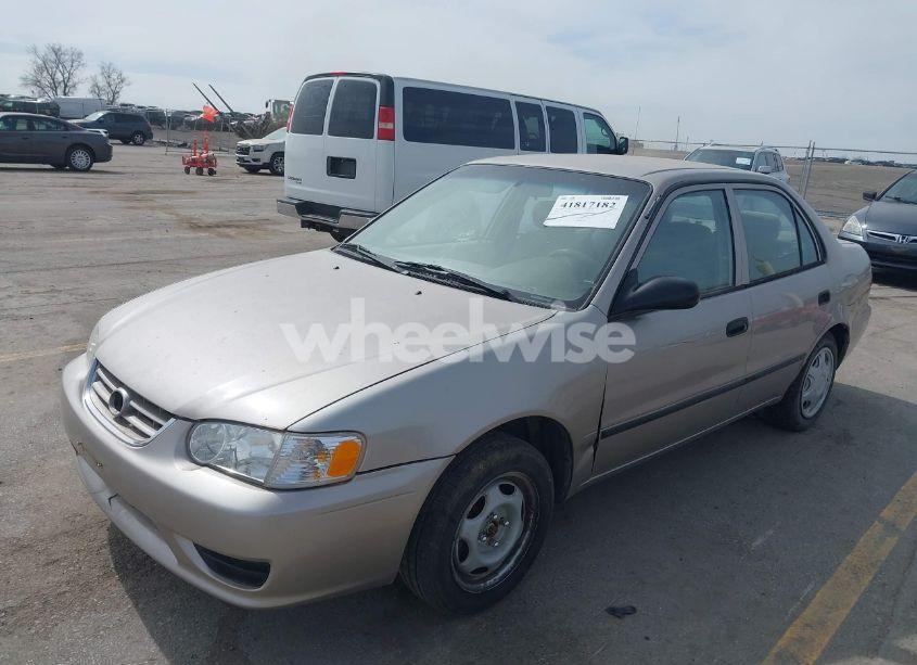 Photo 2 of 2002 Toyota Corolla CE (VIN 1NXBR12E52Z653332)